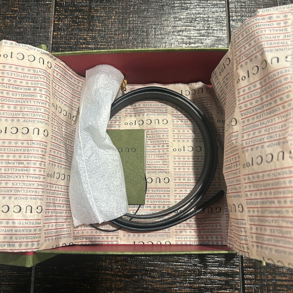 GUCCI Marmont Thin Belt 
✨NEW✨